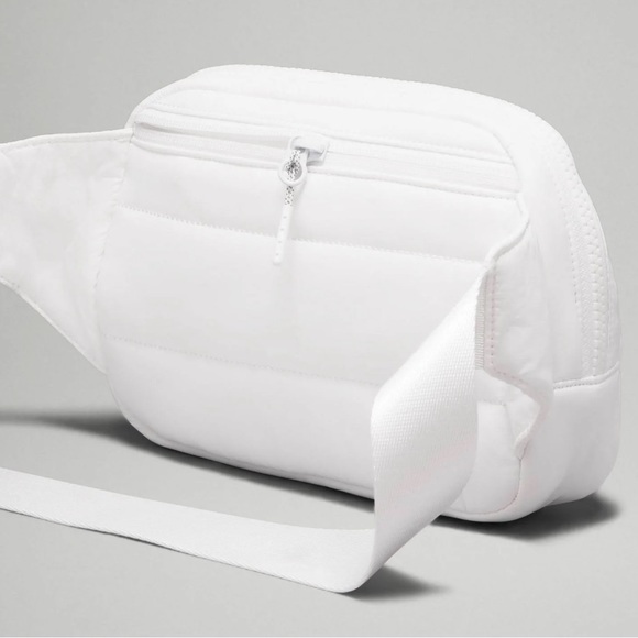 Lulu lemon 🍋 everywhere belt bag large “Wunder 💨 Puff” - Picture 5 of 10